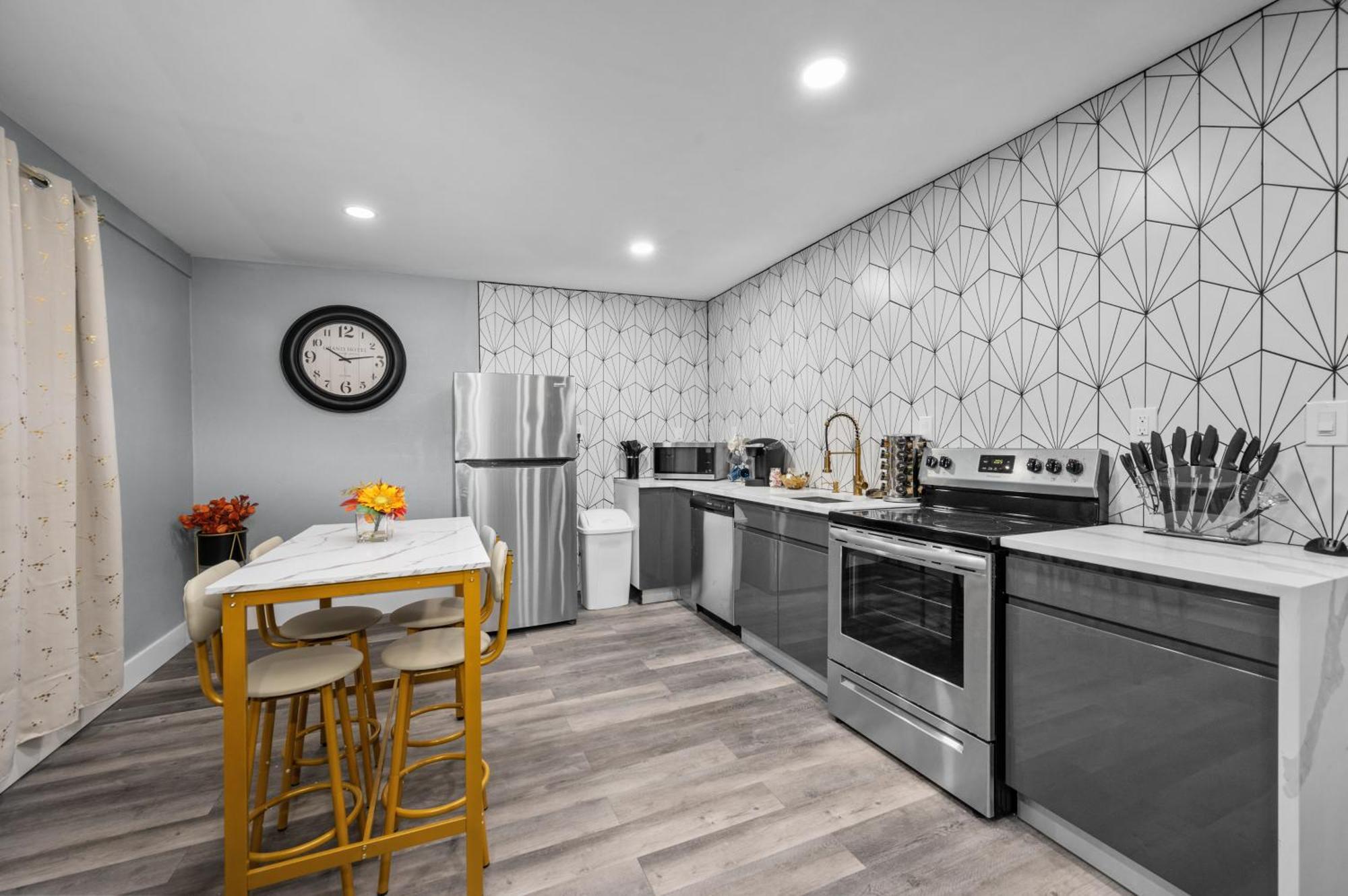 Modern 2Br City Center Getaway With Free Park Х'юстон Екстер'єр фото